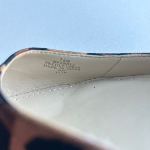 Marc Fisher Tan Brown Black Animal Print Fabric Rubber Outsole Flats size 7.5 - Picture 13 of 15